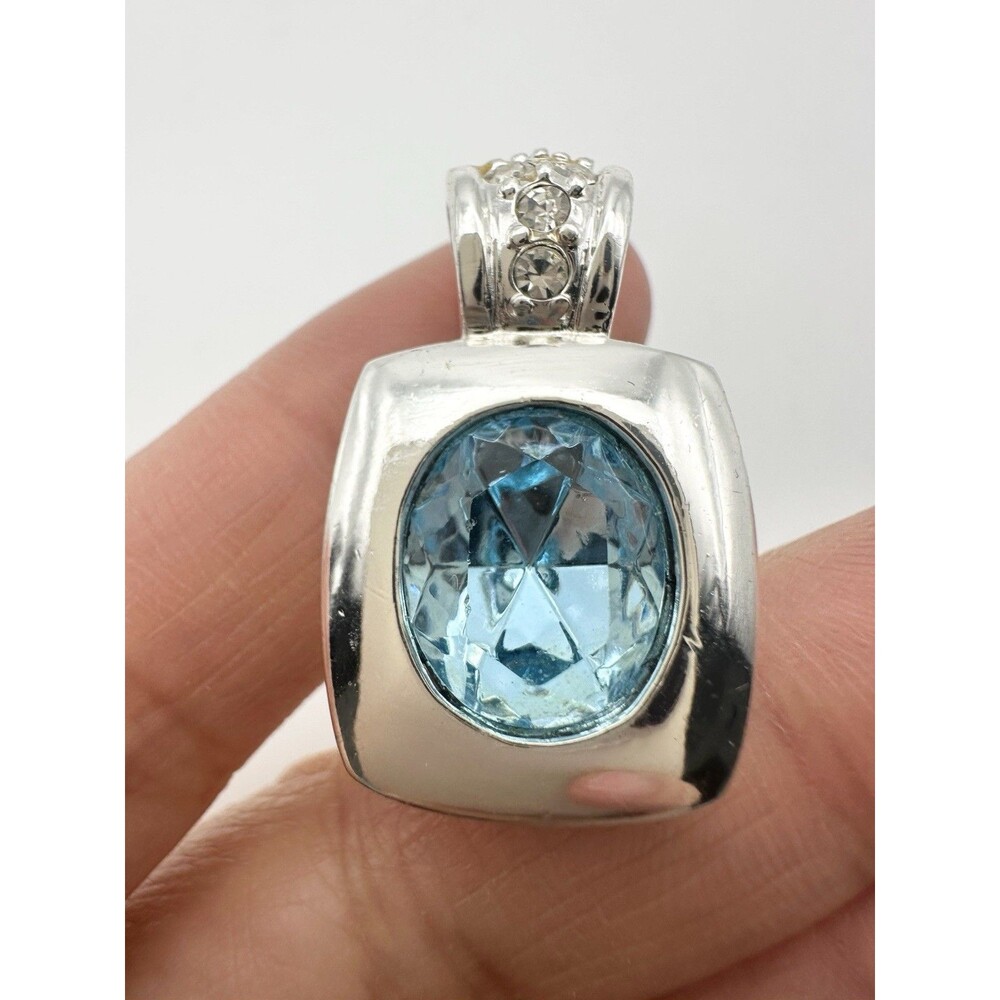 Roman Blue Rhinestone Oval Pendant